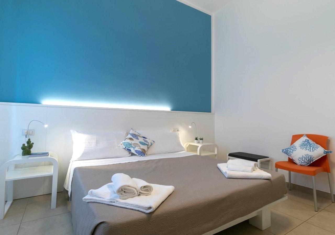 Fronte Mare Rooms By Salentolimit Porto Cesareo Exterior foto
