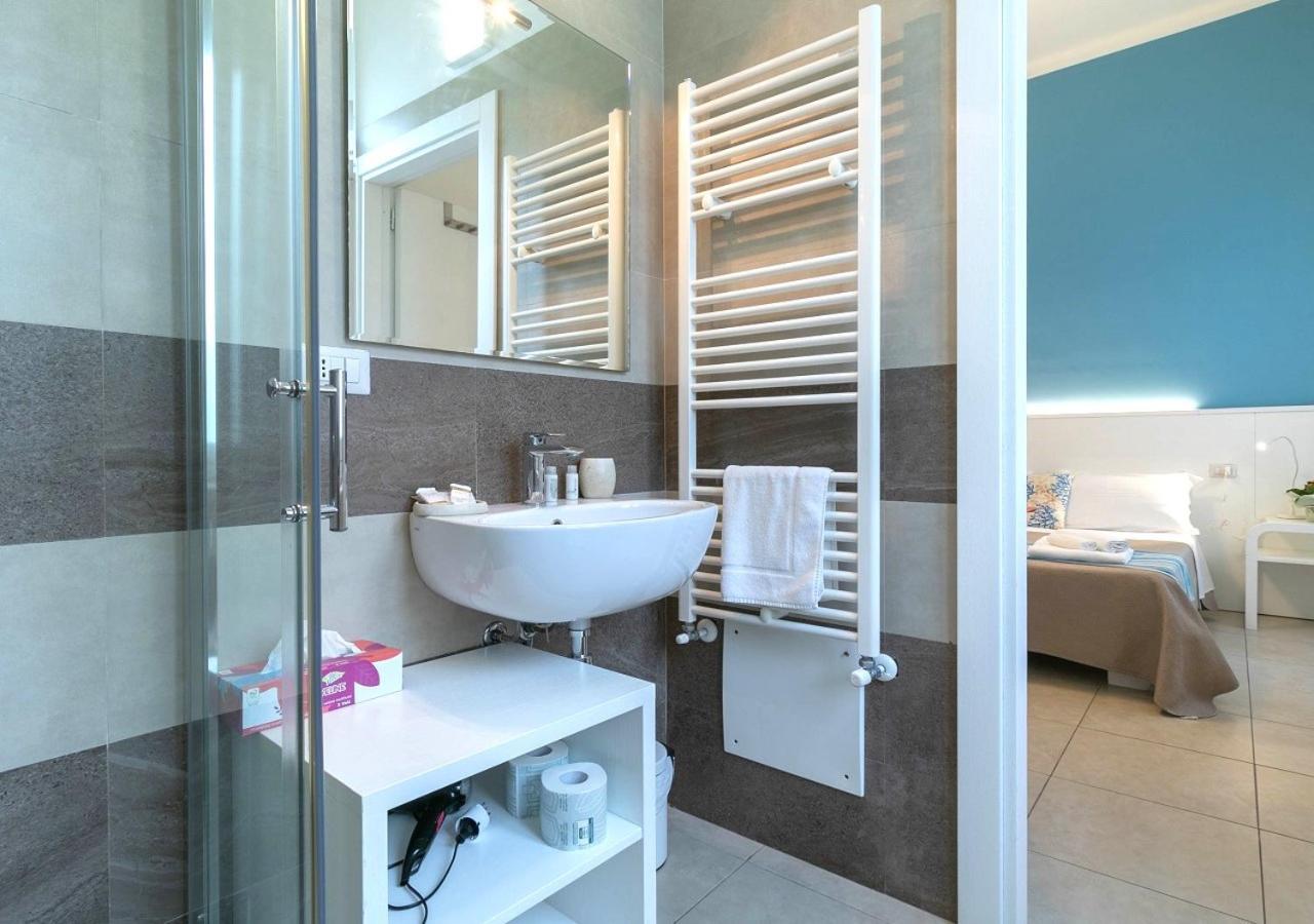 Fronte Mare Rooms By Salentolimit Porto Cesareo Exterior foto